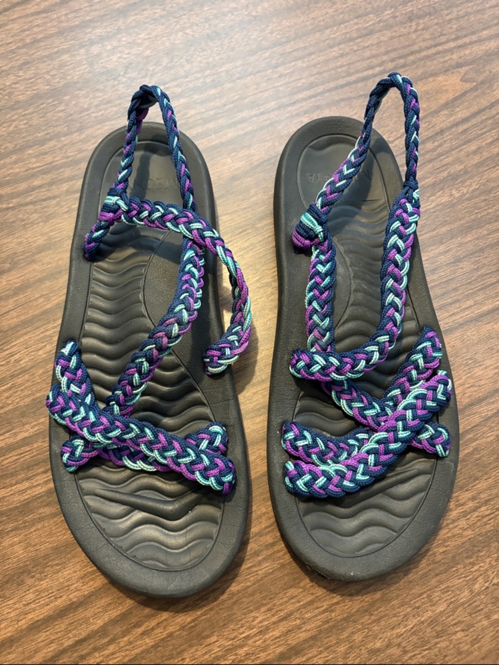 Megnya Size 10 Braided Strappy Sandals in Purple Blue